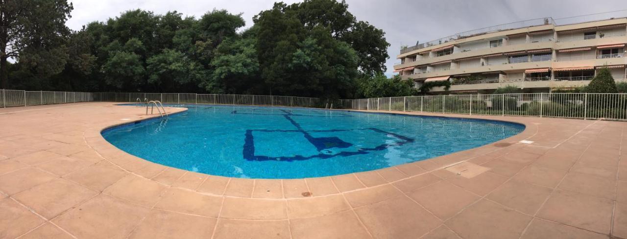 Brigitte Studio Centre Saint Tropez Parking Piscine Wifi Vue Mer Exterior photo