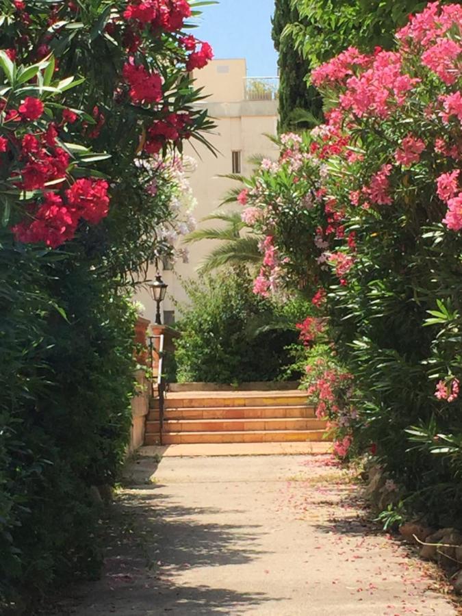 Brigitte Studio Centre Saint Tropez Parking Piscine Wifi Vue Mer Exterior photo