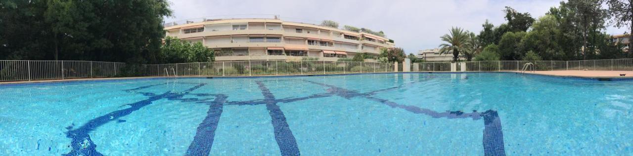 Brigitte Studio Centre Saint Tropez Parking Piscine Wifi Vue Mer Exterior photo